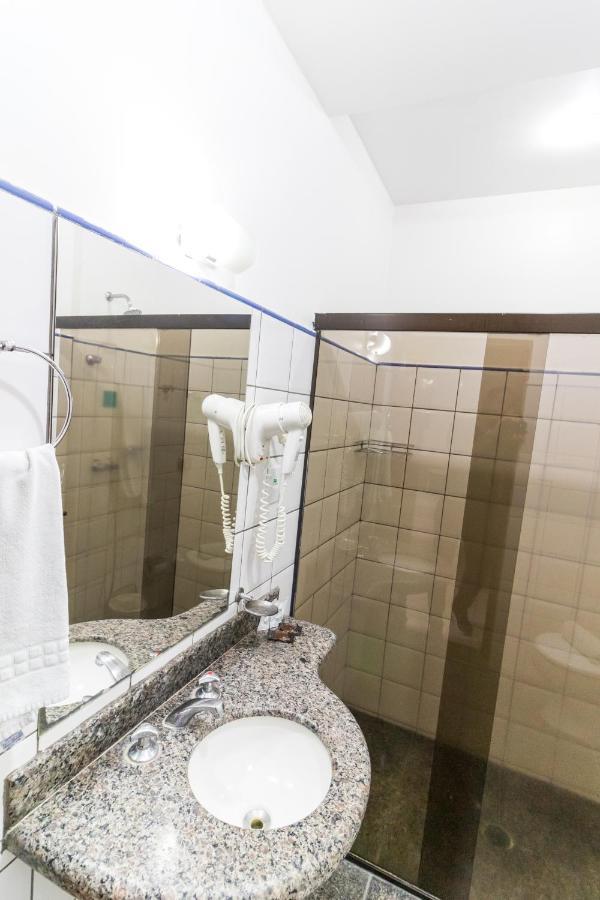 Umuarama Plaza Hotel Goiania Bagian luar foto