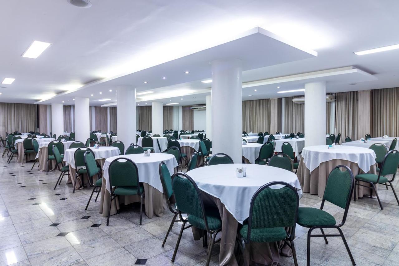 Umuarama Plaza Hotel Goiania Bagian luar foto