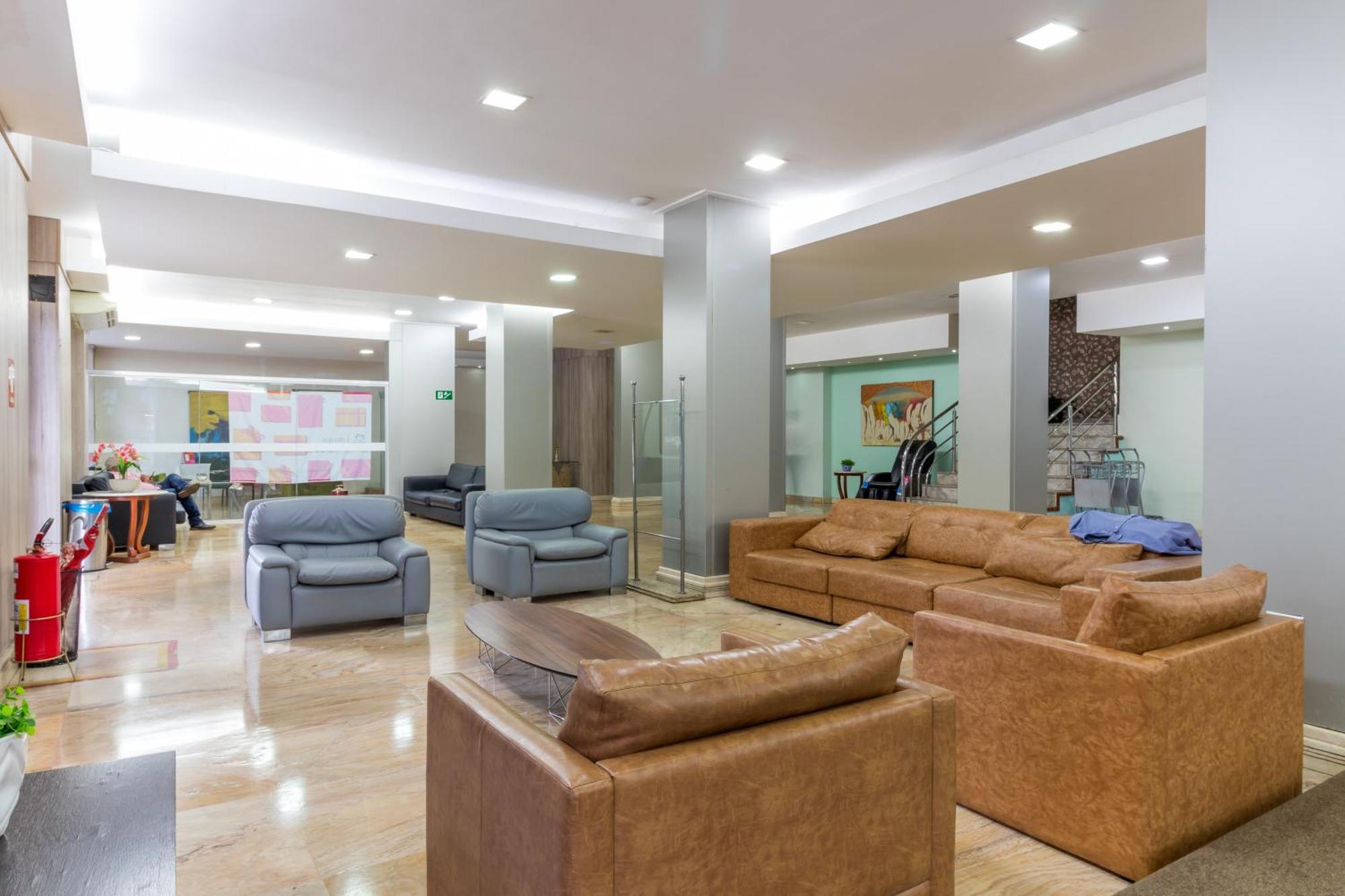 Umuarama Plaza Hotel Goiania Bagian luar foto