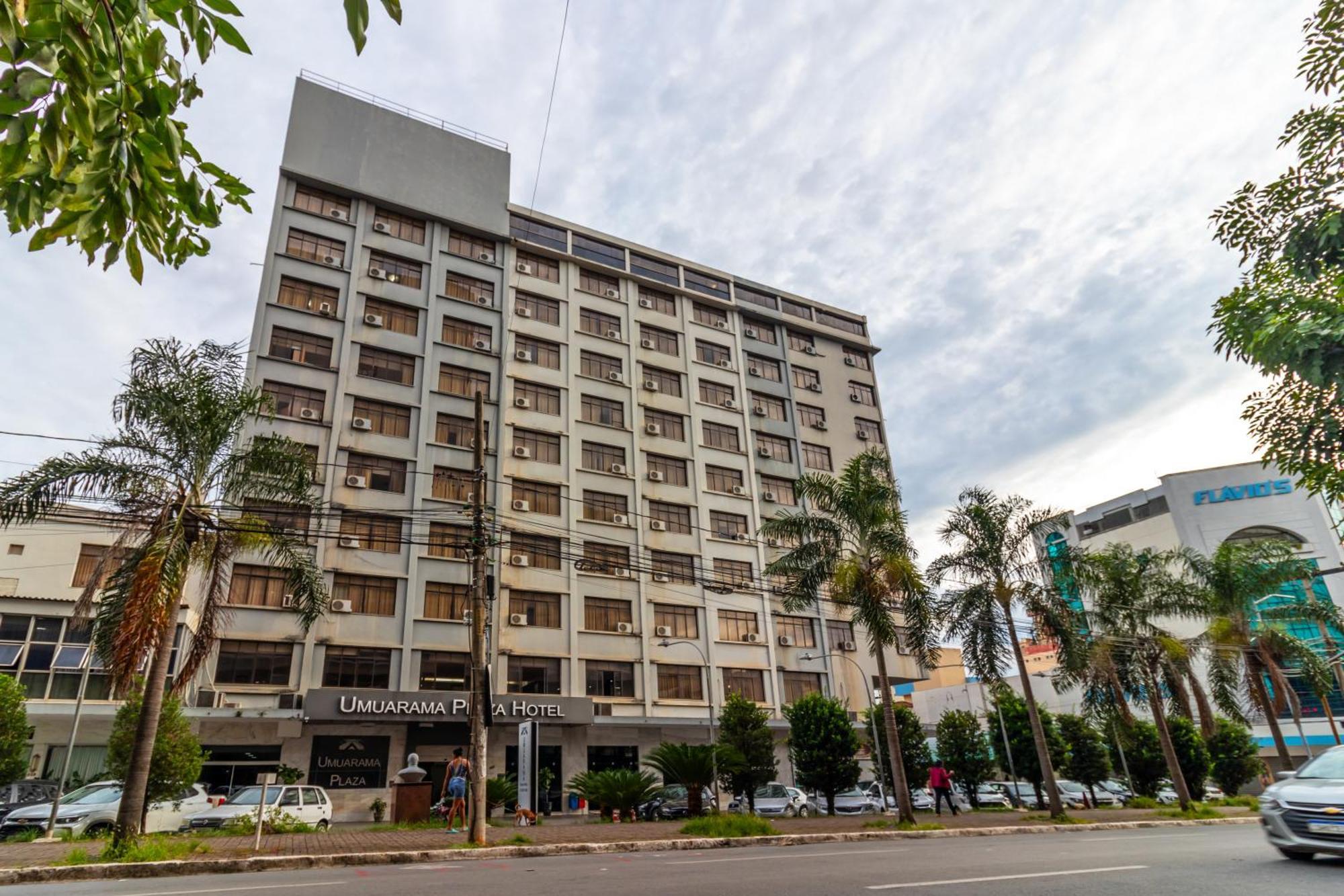 Umuarama Plaza Hotel Goiania Bagian luar foto