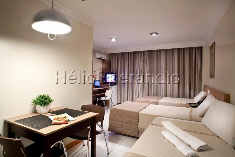 Umuarama Plaza Hotel Goiania Bagian luar foto
